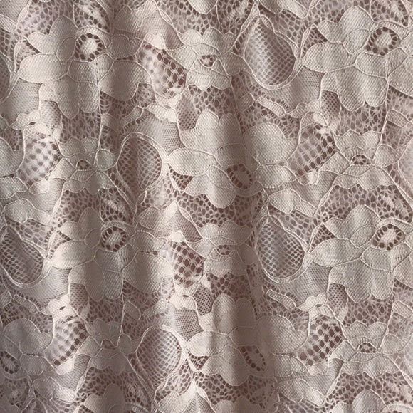 Women’s top - Picture 2 of 3